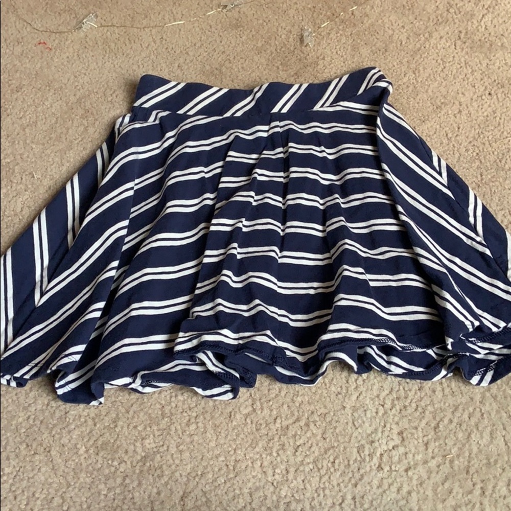 SO juniors skirt